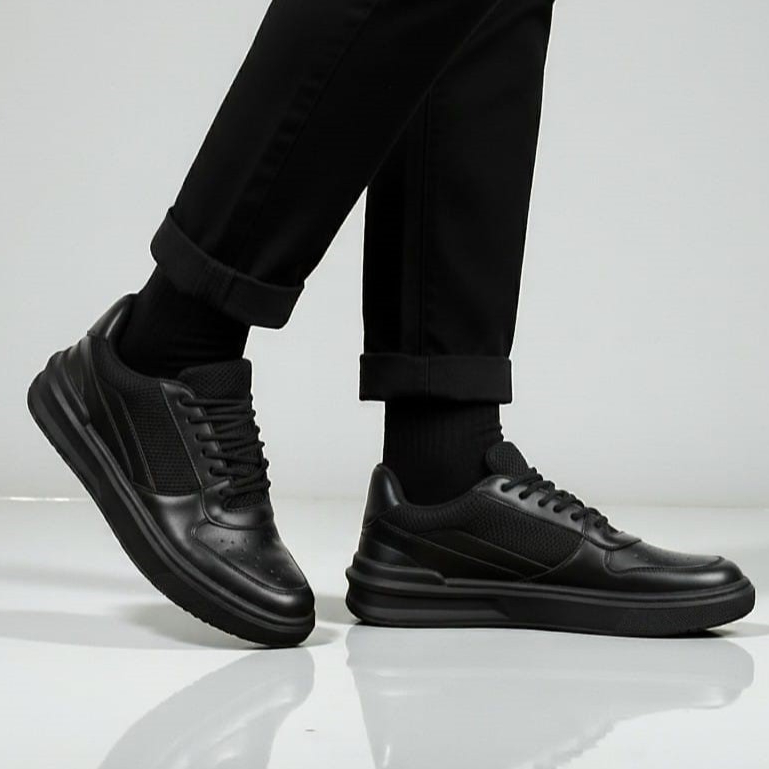TIAGO Sepatu Sneakers Formal Casual Hitam Pria 39 -44