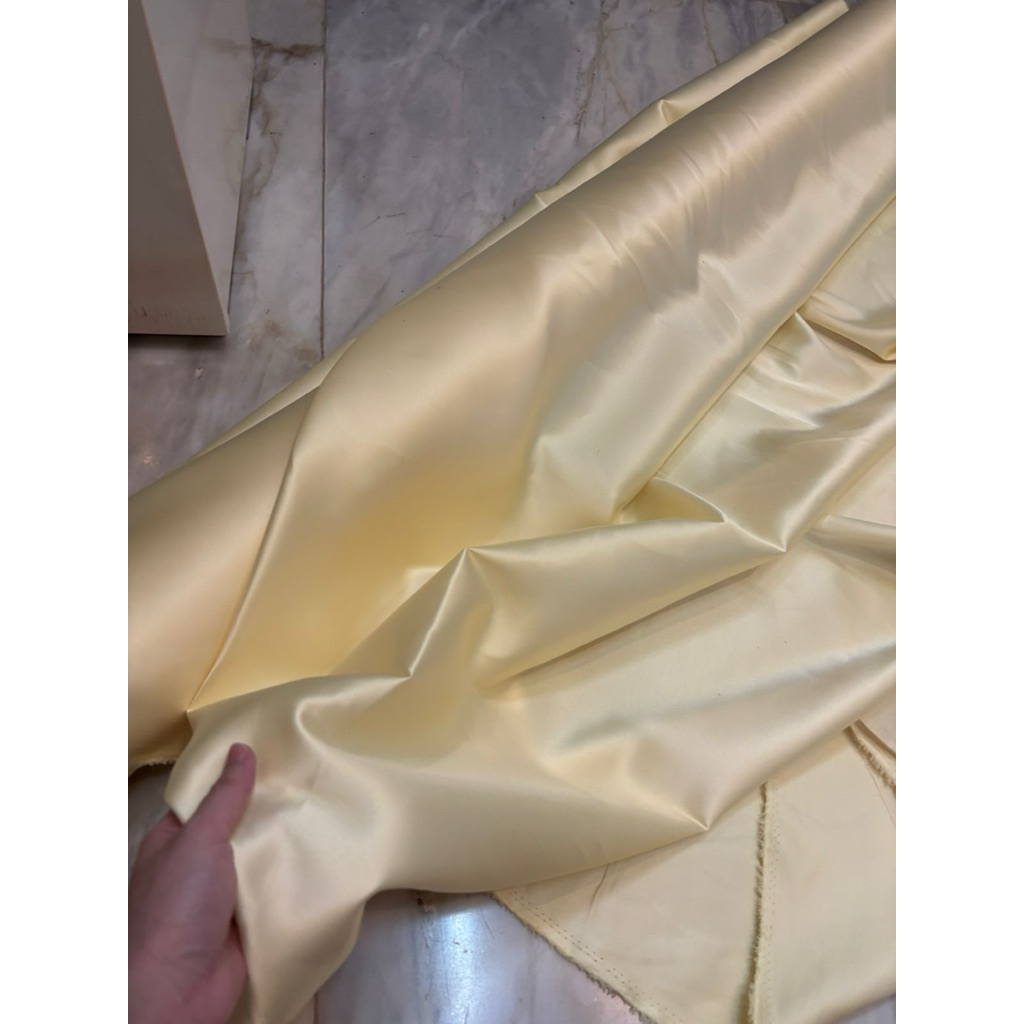 Bahan Kain Satin Saten Velvet Premium Silk Furing Inner Kebaya Adem Lembut Seragam Bridesmaid Keluar