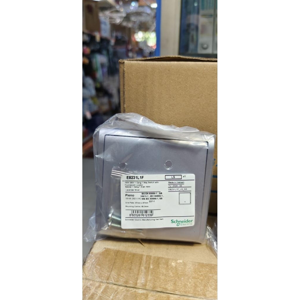 Schneider saklar pieno