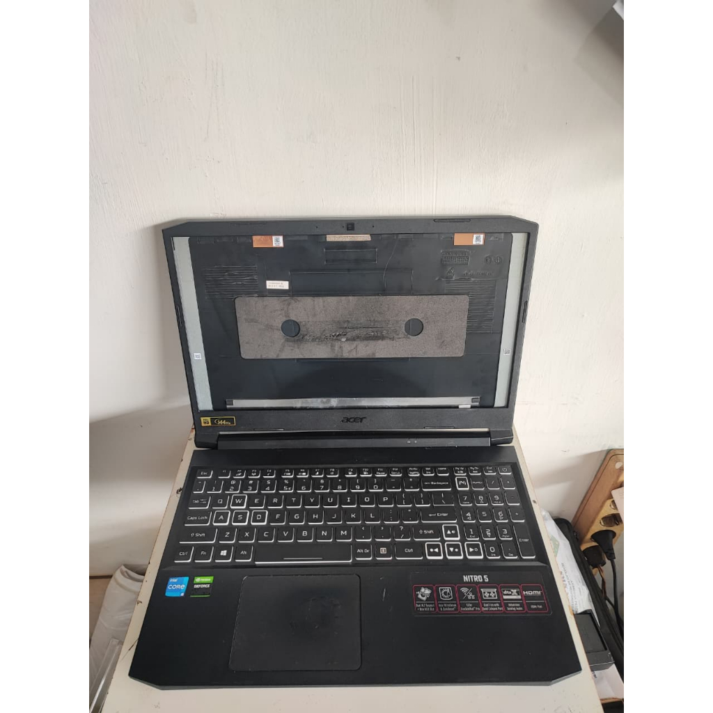 Casing Laptop Gaming Acer Nitro 5 1 Set Bekas