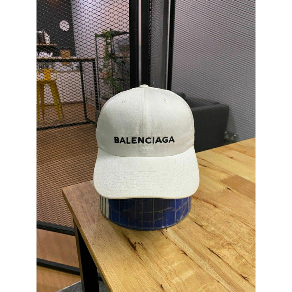 Topi BALENCIAGA Original