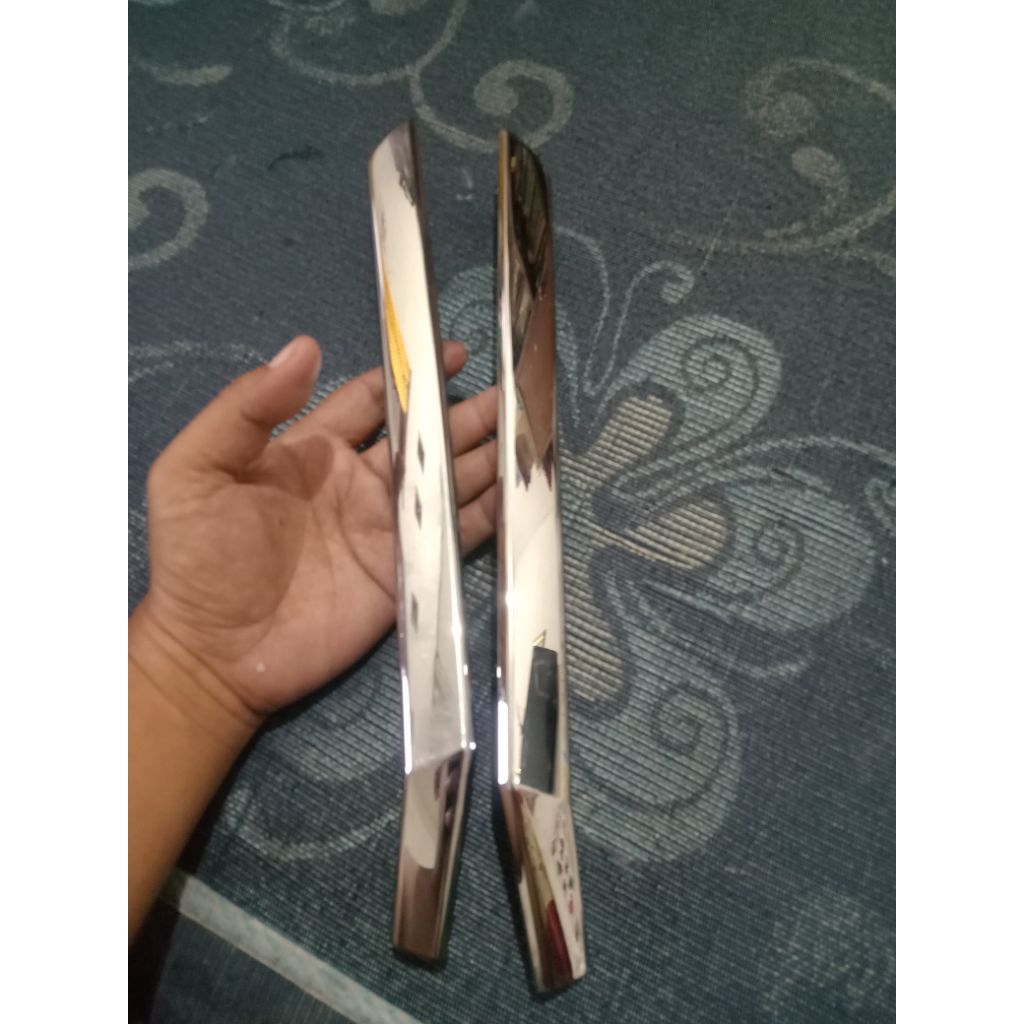 list grill crom Innova reborn 2016 original