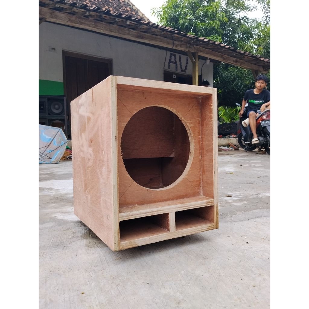 box mini scoop 10inch