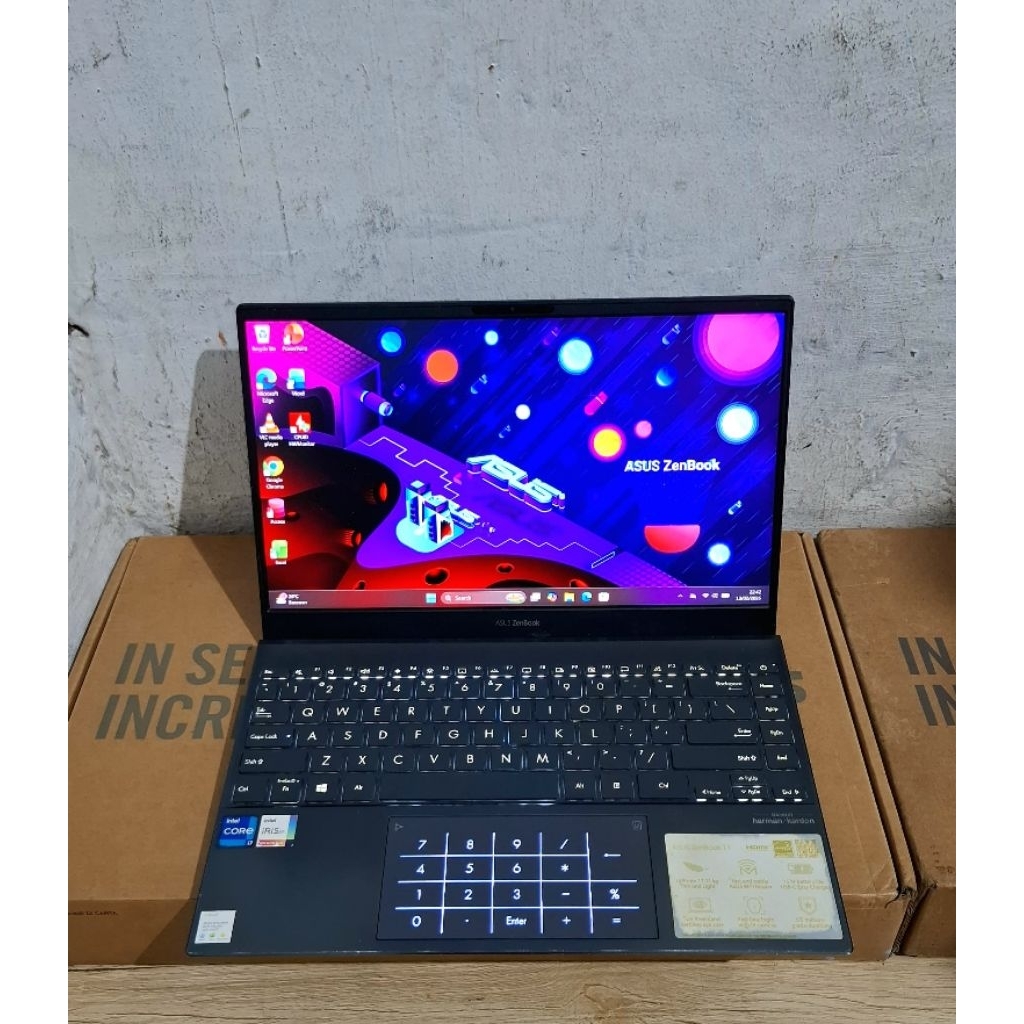 Laptop Asus ZenBook 13 UX325E Core i7-1165G7 Ram 16 SSD 512Gb FHD IPS , Numberpad, Keyboard Backligh