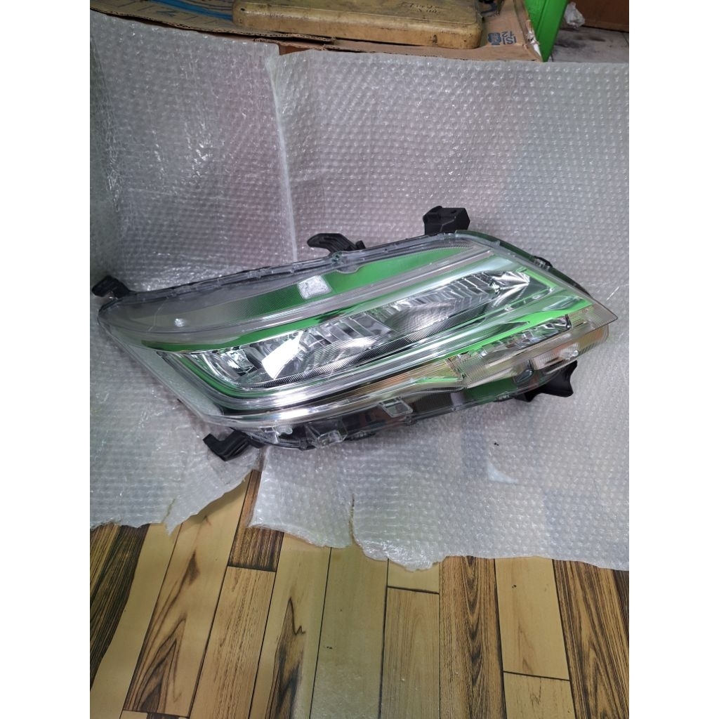 Headlamp Lampu Depan Terios 2018 2019 2020 2021 2022 original