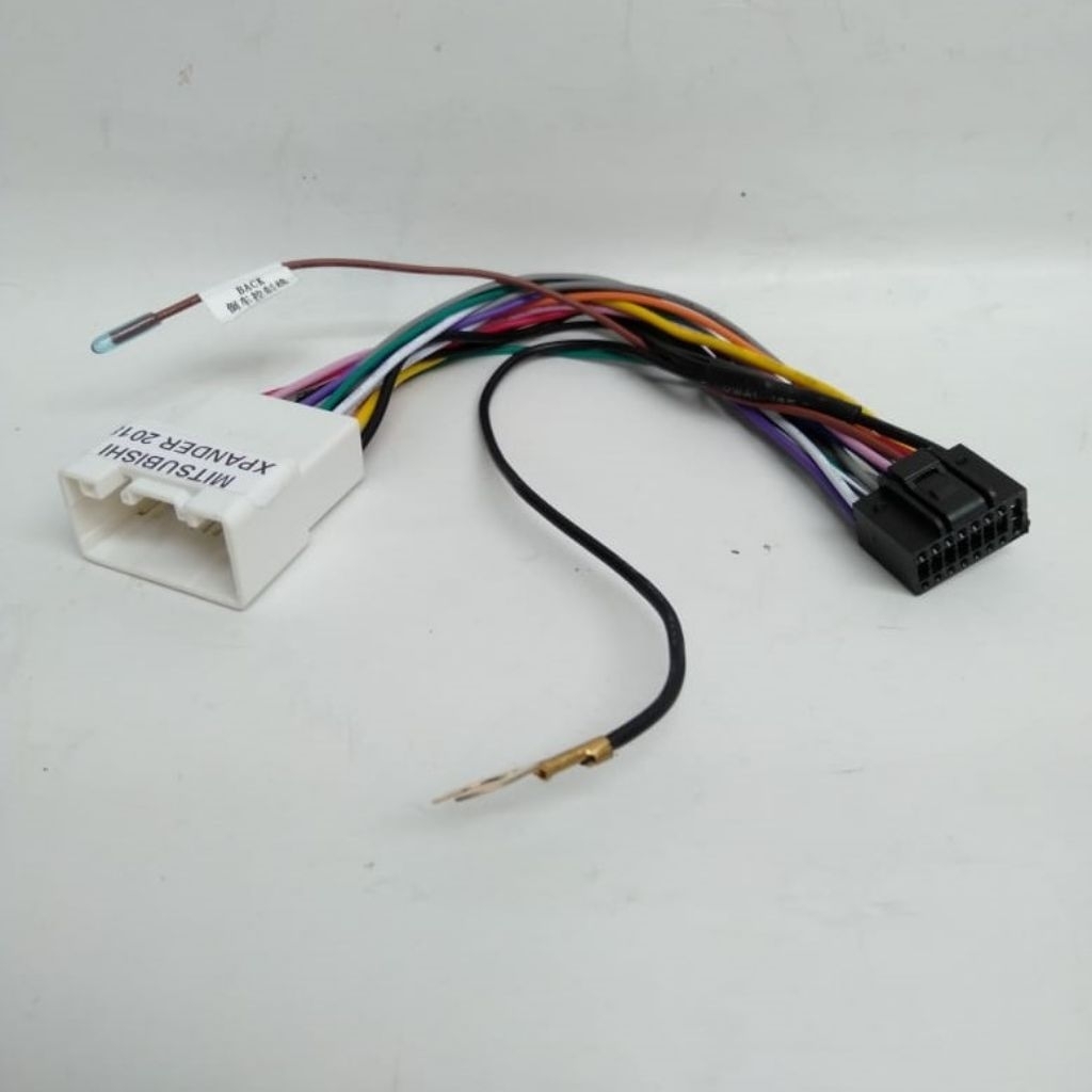 Kabel Soket PNP Headunit Mitsubishi