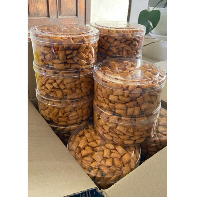 Aneka Kue Lebaran / Pang Pang Toples