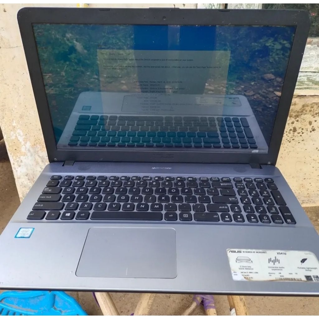 Laptop Asus X541U processor Intel Core i3-6006U