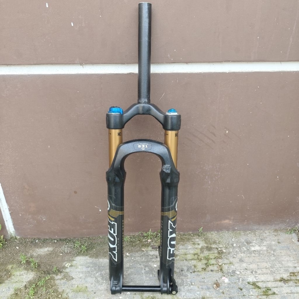 Fork Fox 831 Factory Kashima Coat