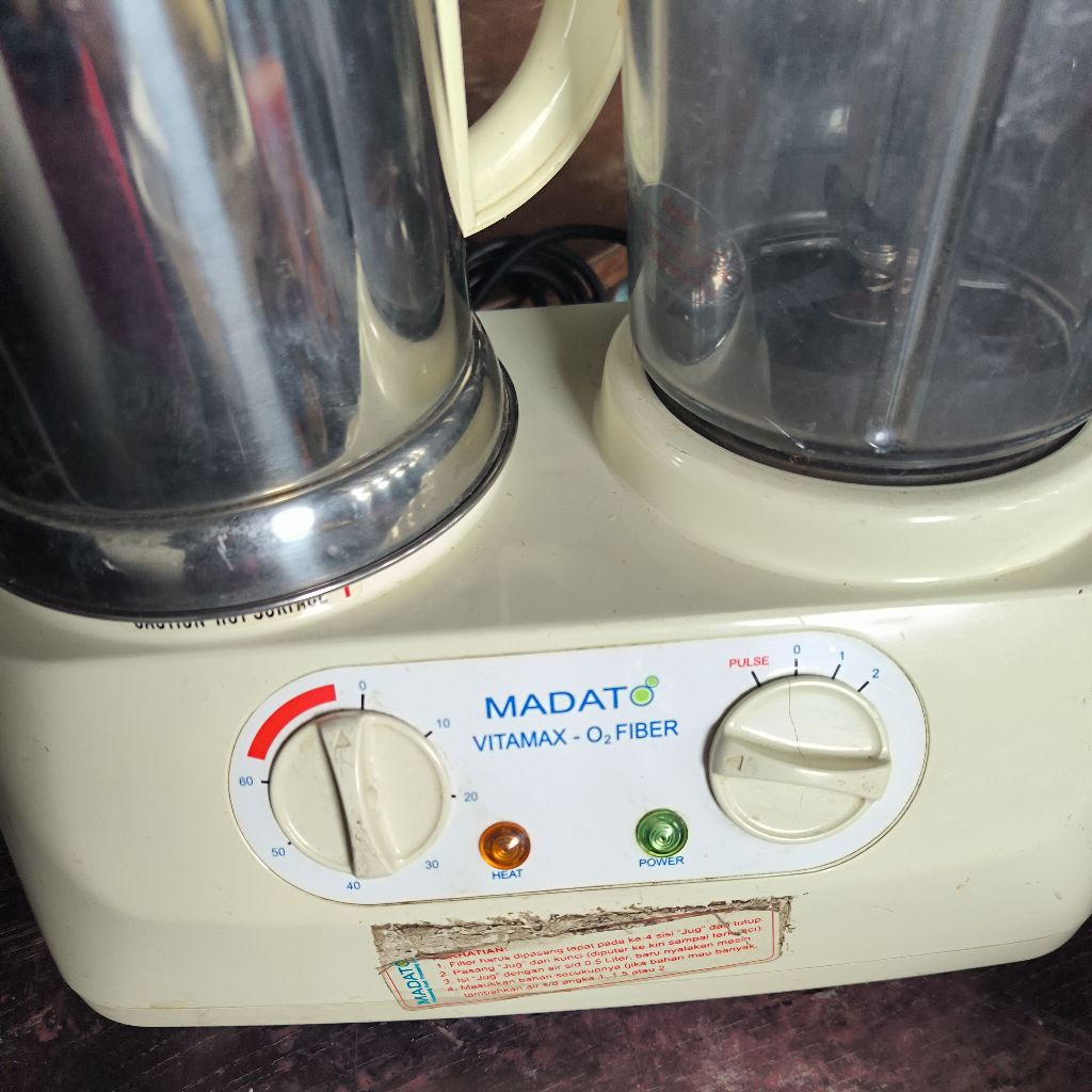 Blender  dan pemanas air Madato Vutamax 02 Fiber masih jalan dan hidup sesuai foto