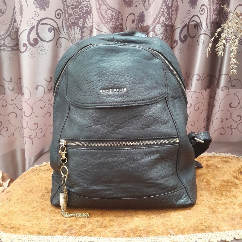 Ransel cewe kulas Anne klein