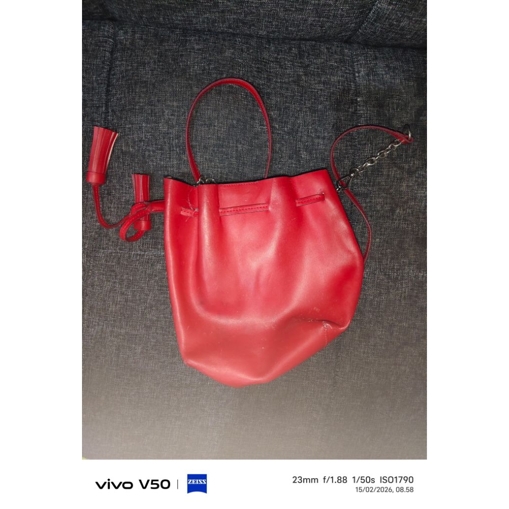 Tas tas selempang (slingbag zoya miniso maroon) wanita original