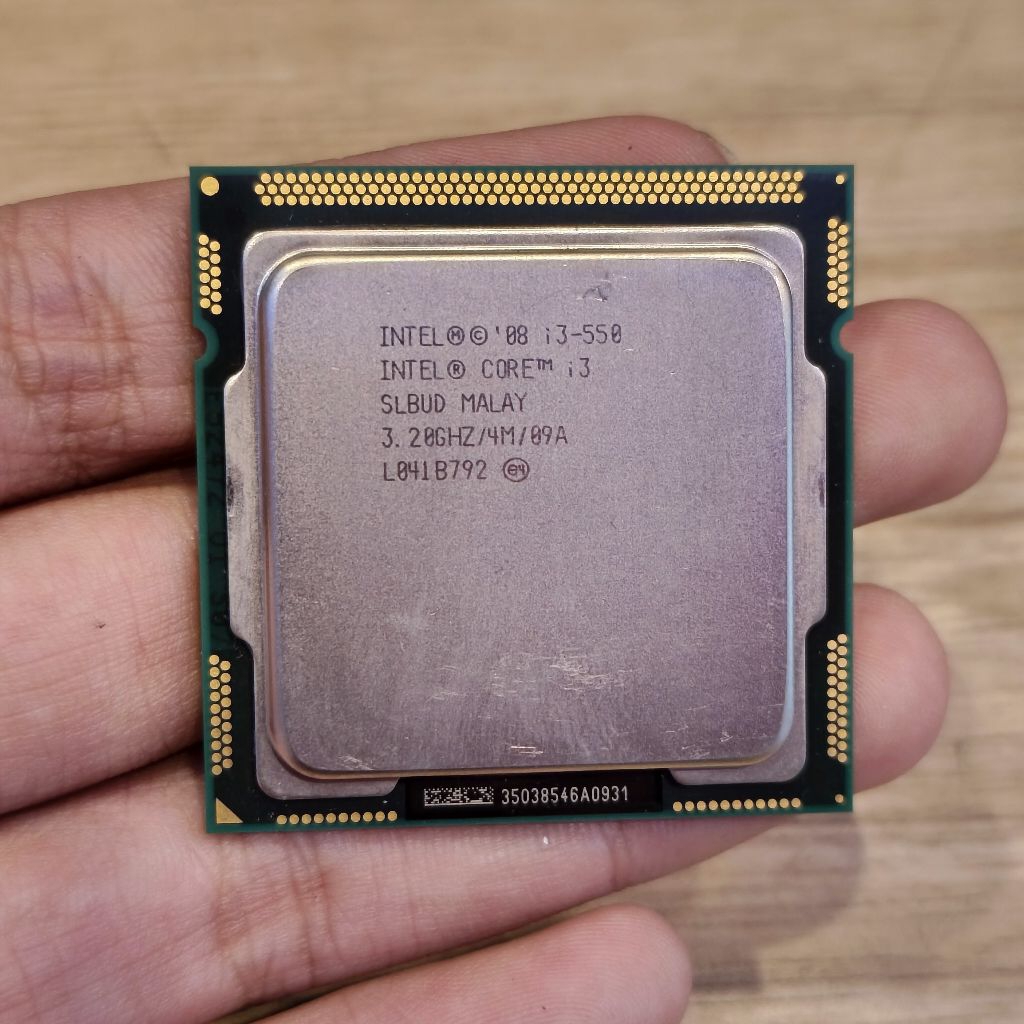SLBUD PROSESOR PC INTEL CORE I3 - 550 Komputer Processor Computer Kondisi second masih bagus