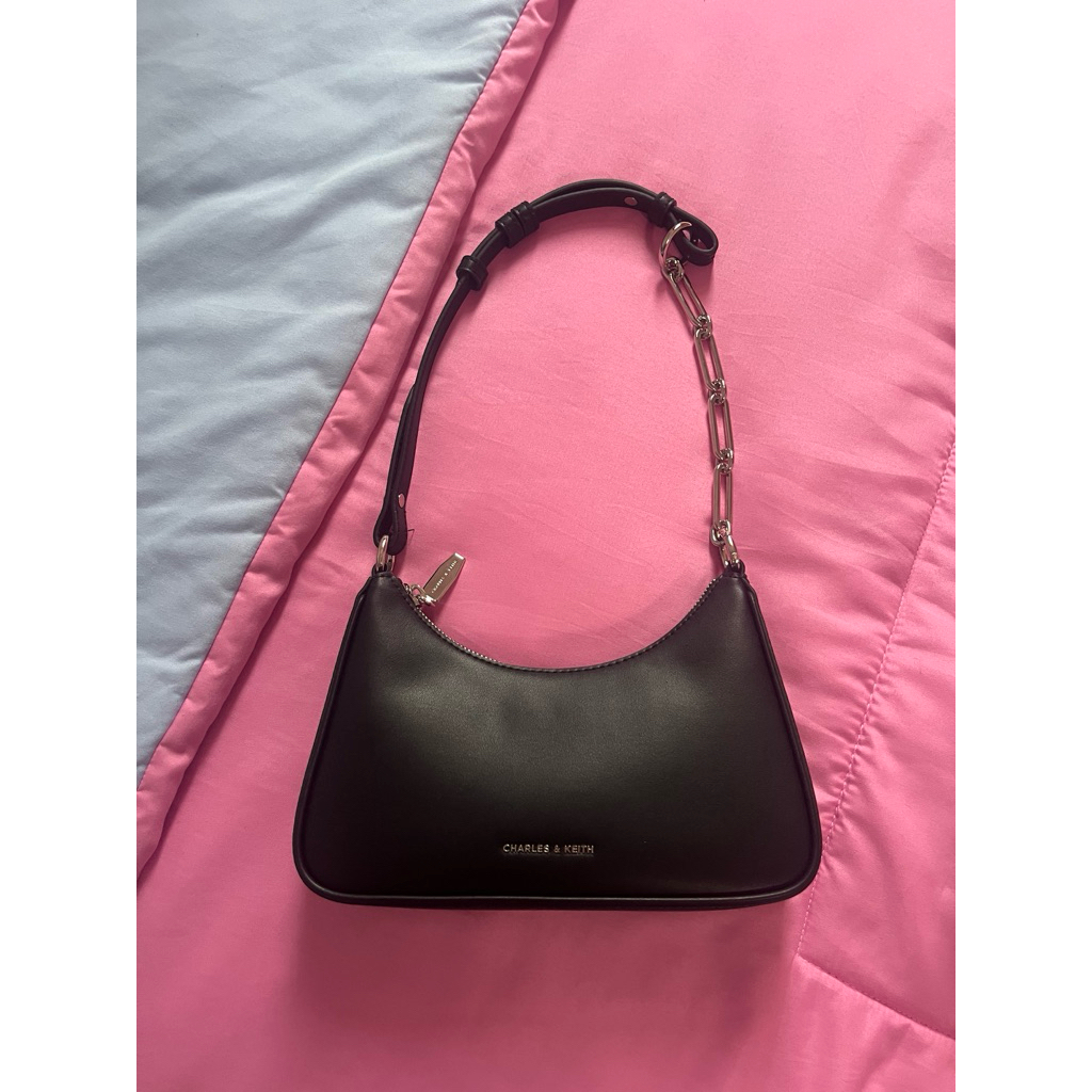 ORIGINAL Tas Charles n Keith