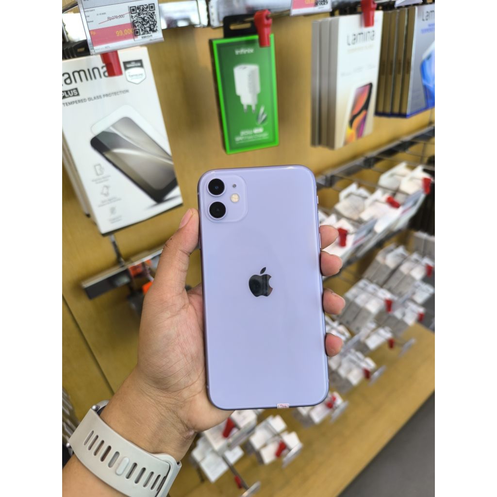 IPHONE 11 IBOX SEKEN LIKE NEW VARIAN 64 GB