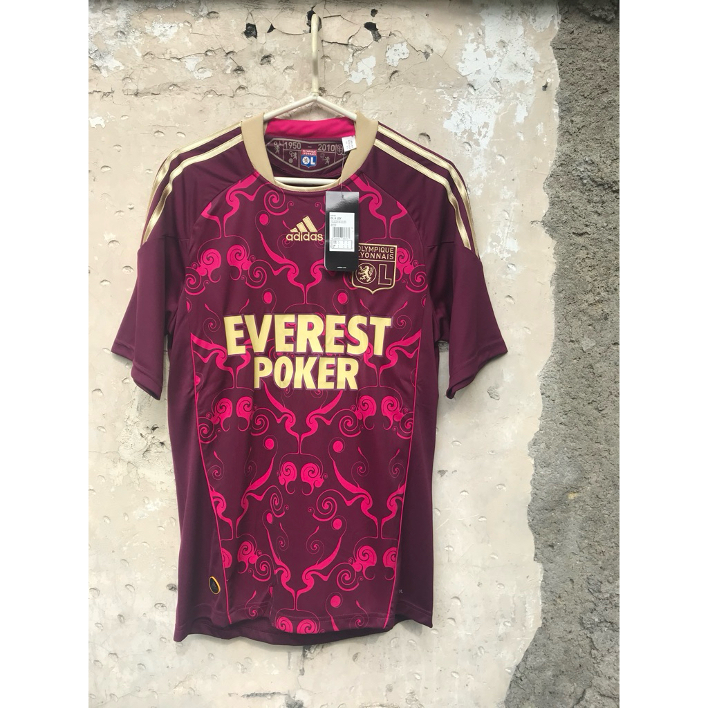 Jersey bola liga Perancis Olympique Lyon special edition batik adidas 2010 size S BNWT