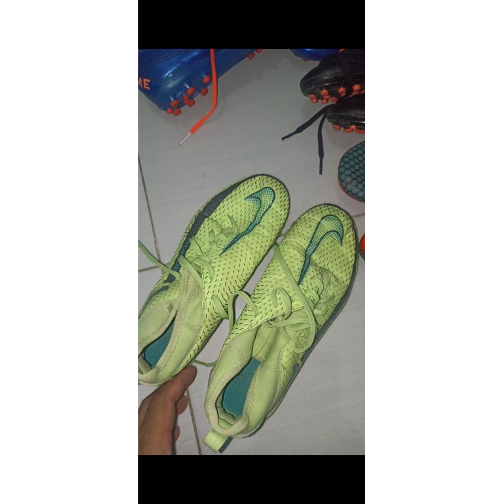 preloved mini soccer ph4ntom size 38