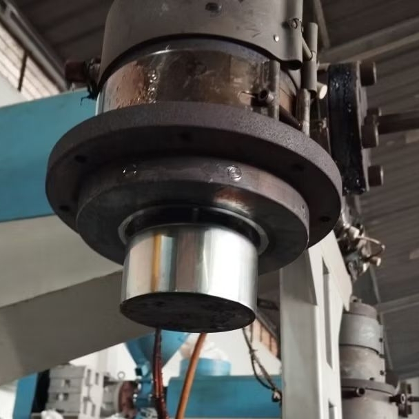 Dies Extruder