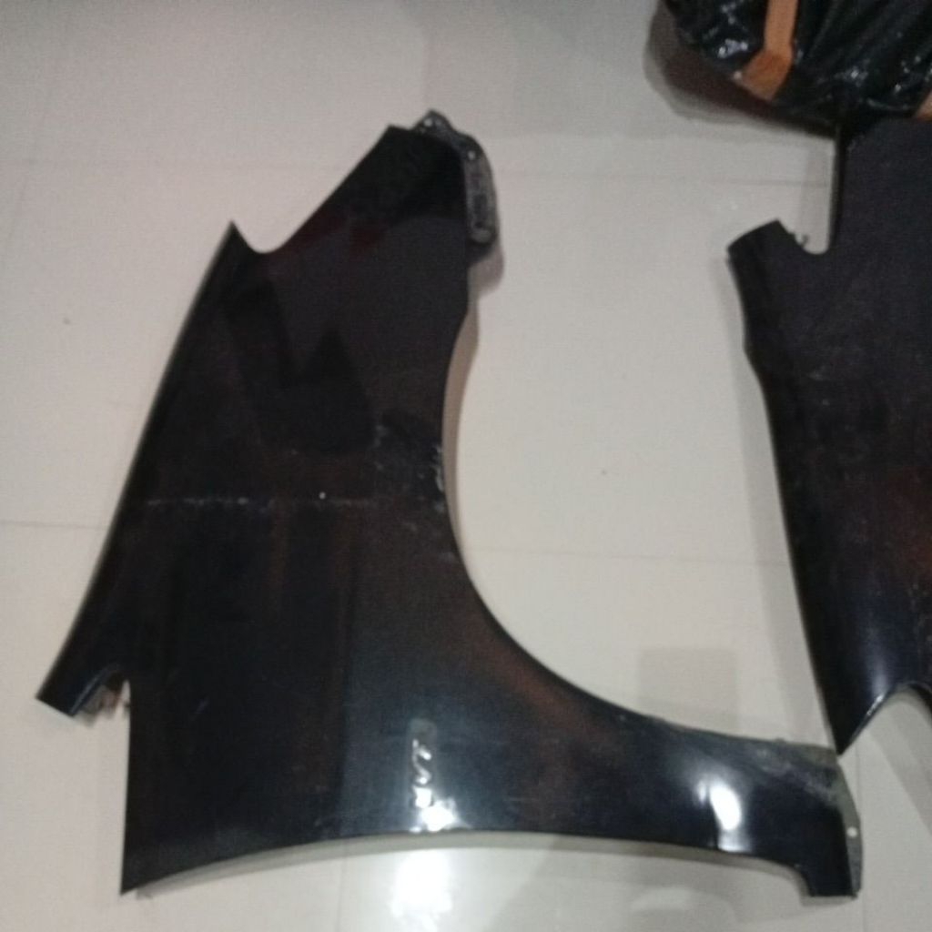 Spakboard/ Fender samping Mobil Innova 2010 R/L Bekas Upgrade Mobil pribadi