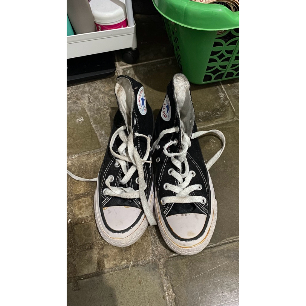 Preloved sepatu convers KW 45k