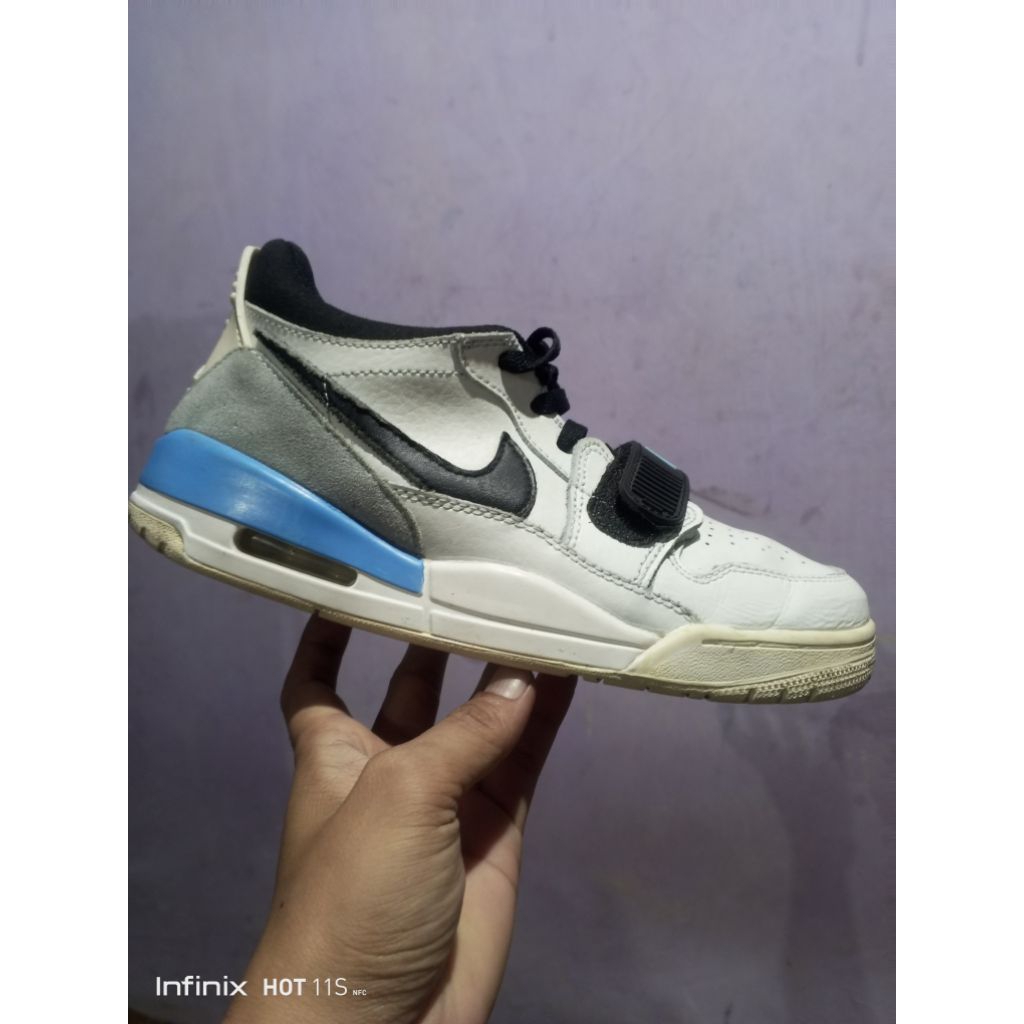 sepatu basket air jordan low