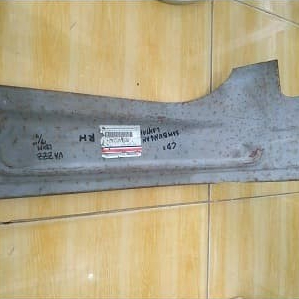 Panel sambungan lantai MItsubishi Colt diesel lama Cumplung