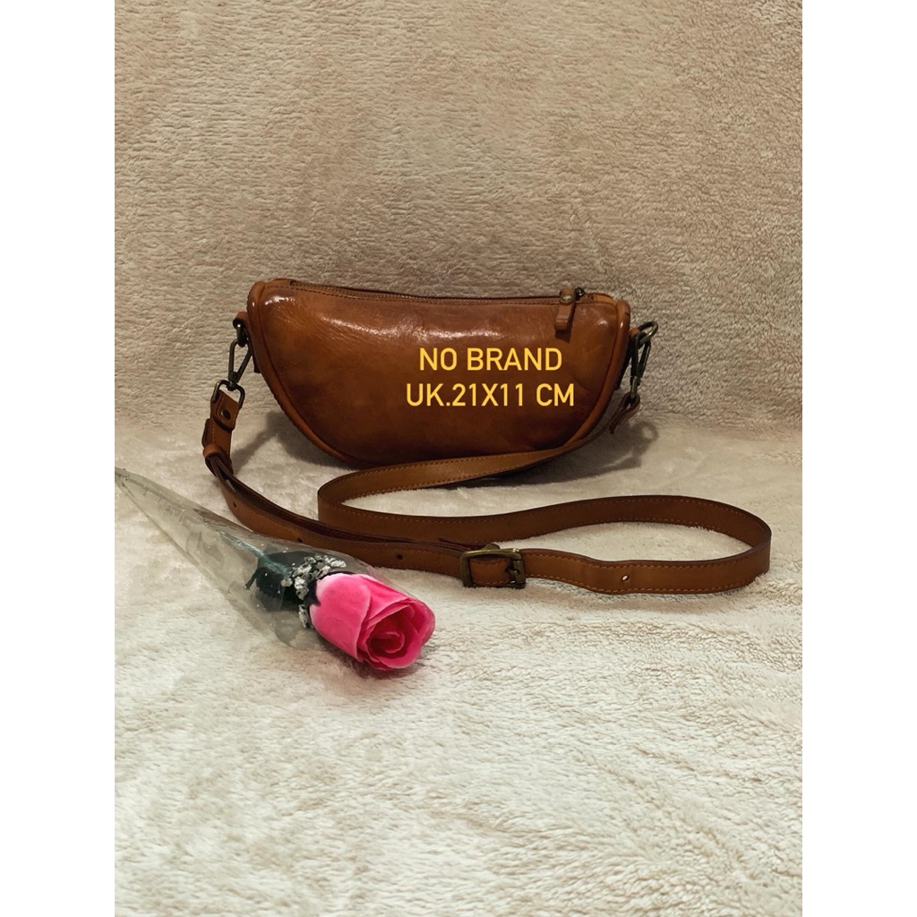 No Brand Preloved Tas Sling kulit