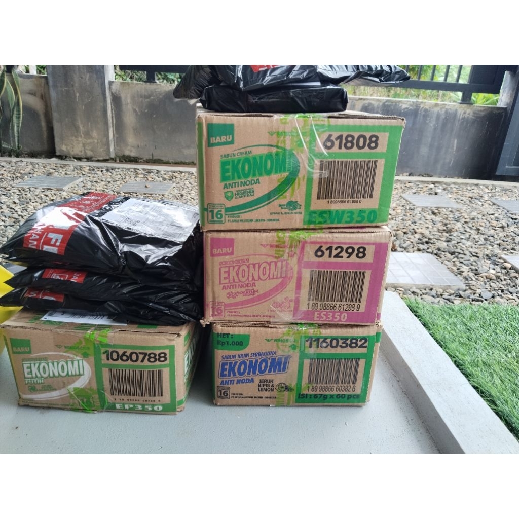 1 Dus sabun colek krim ekonomi 67 gram