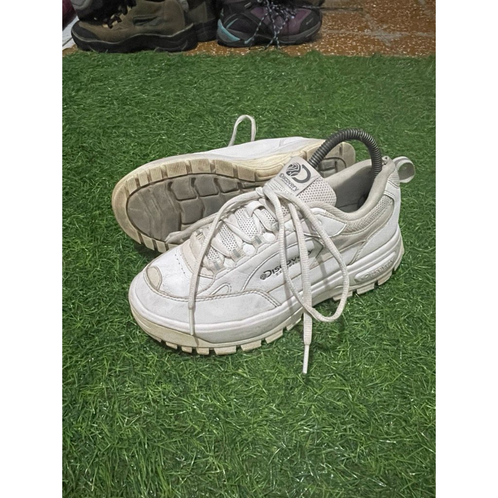 sepatu discovery expedition size 38,5