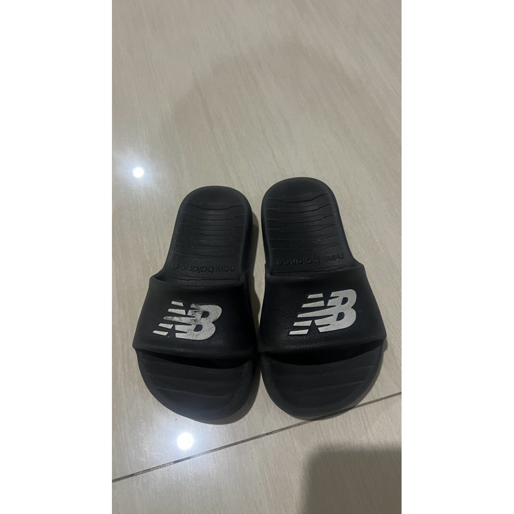 Sendal Anak New Balance 18cm