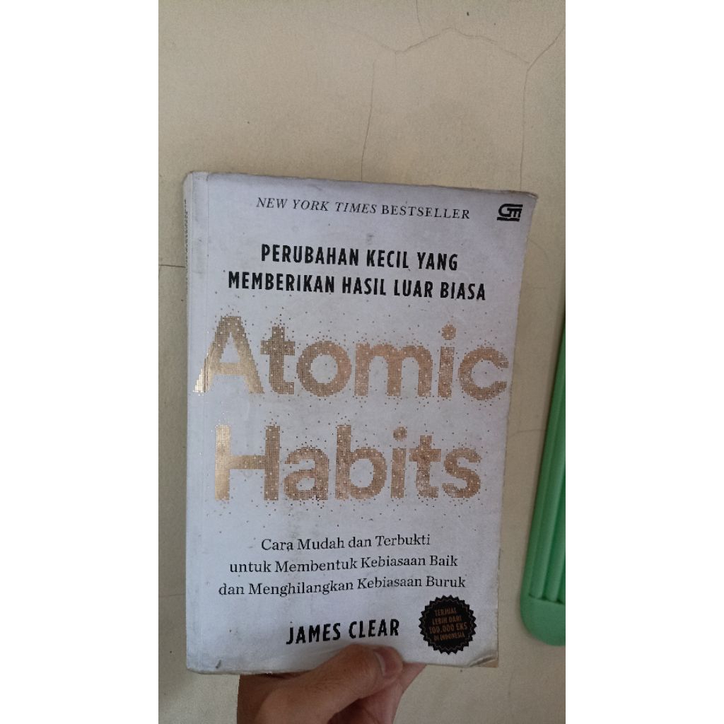 Buku bekas ATOMIC HABITS original