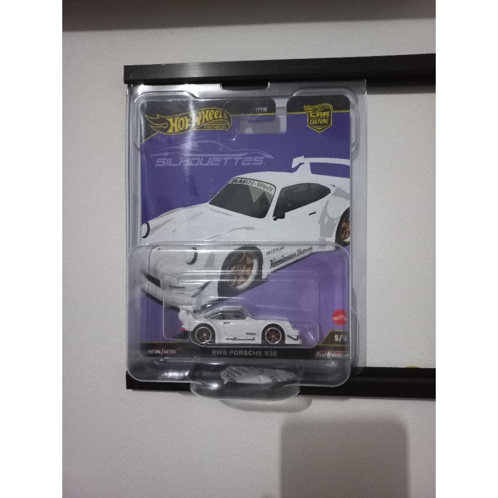 hot wheels porsche rwb putih