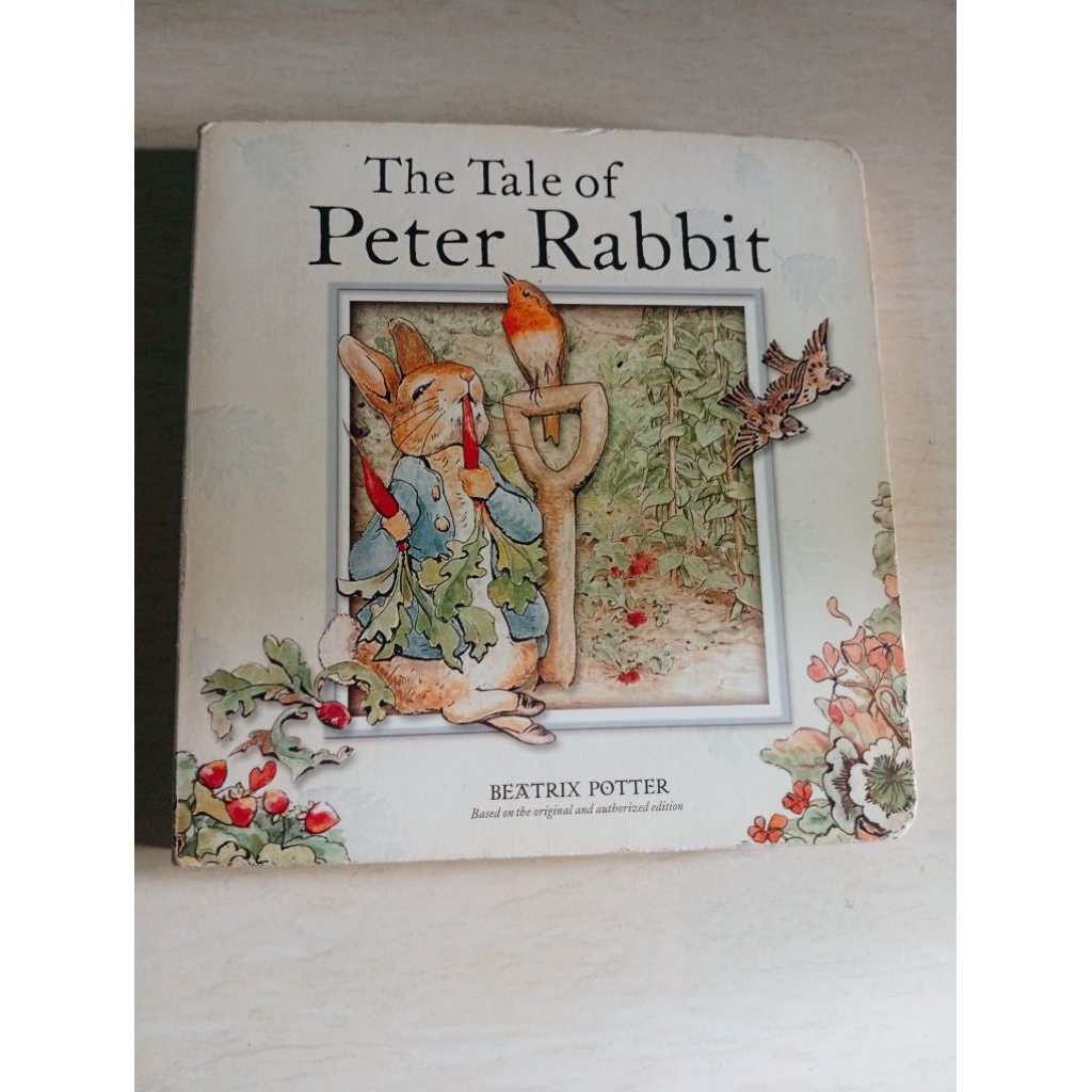 (PRELOVED BUKU ANAK) Boardbook beatrix Potter - the tale of Peter Rabbit