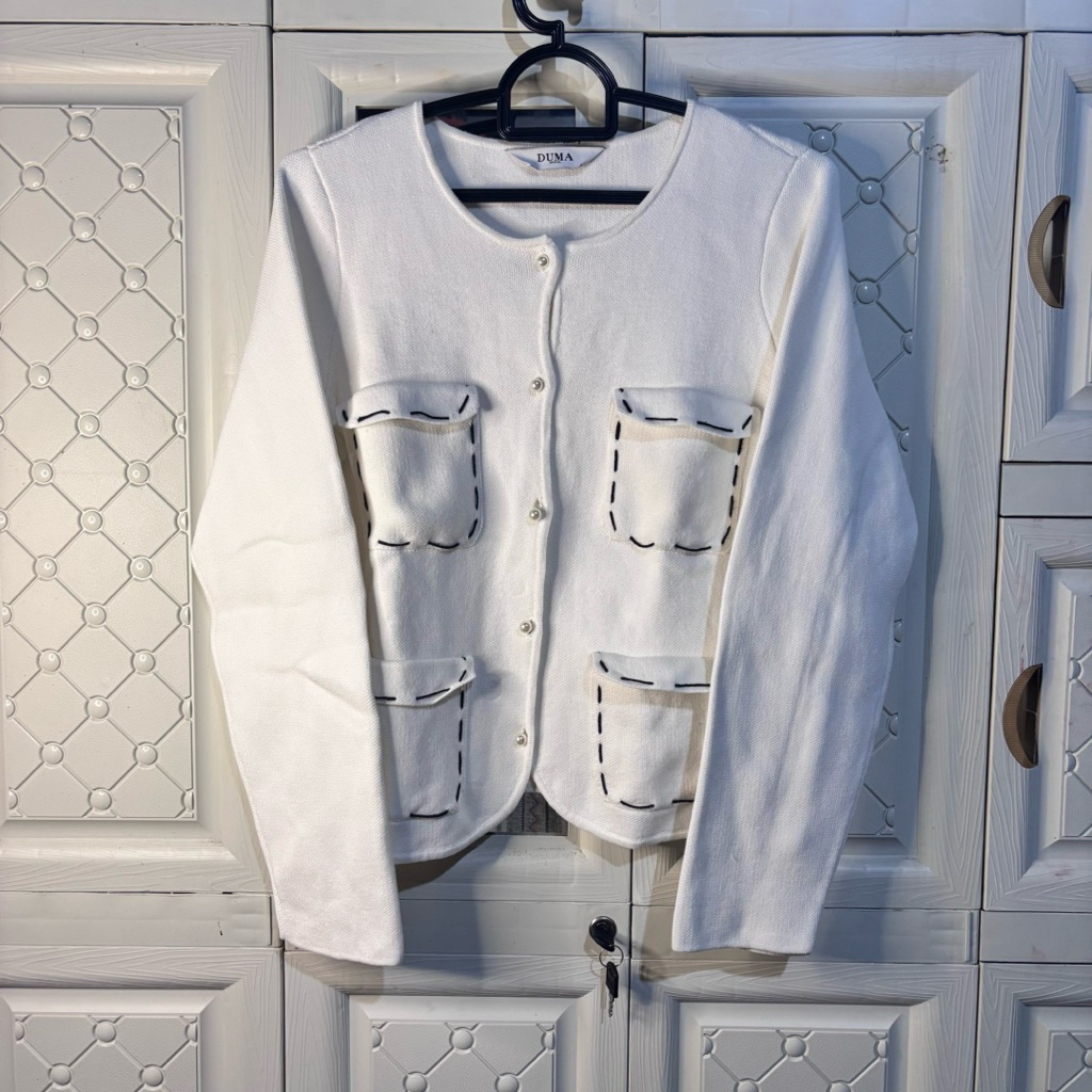 [ Preloved ] DUMA - Bahia White Outer | HB 750k