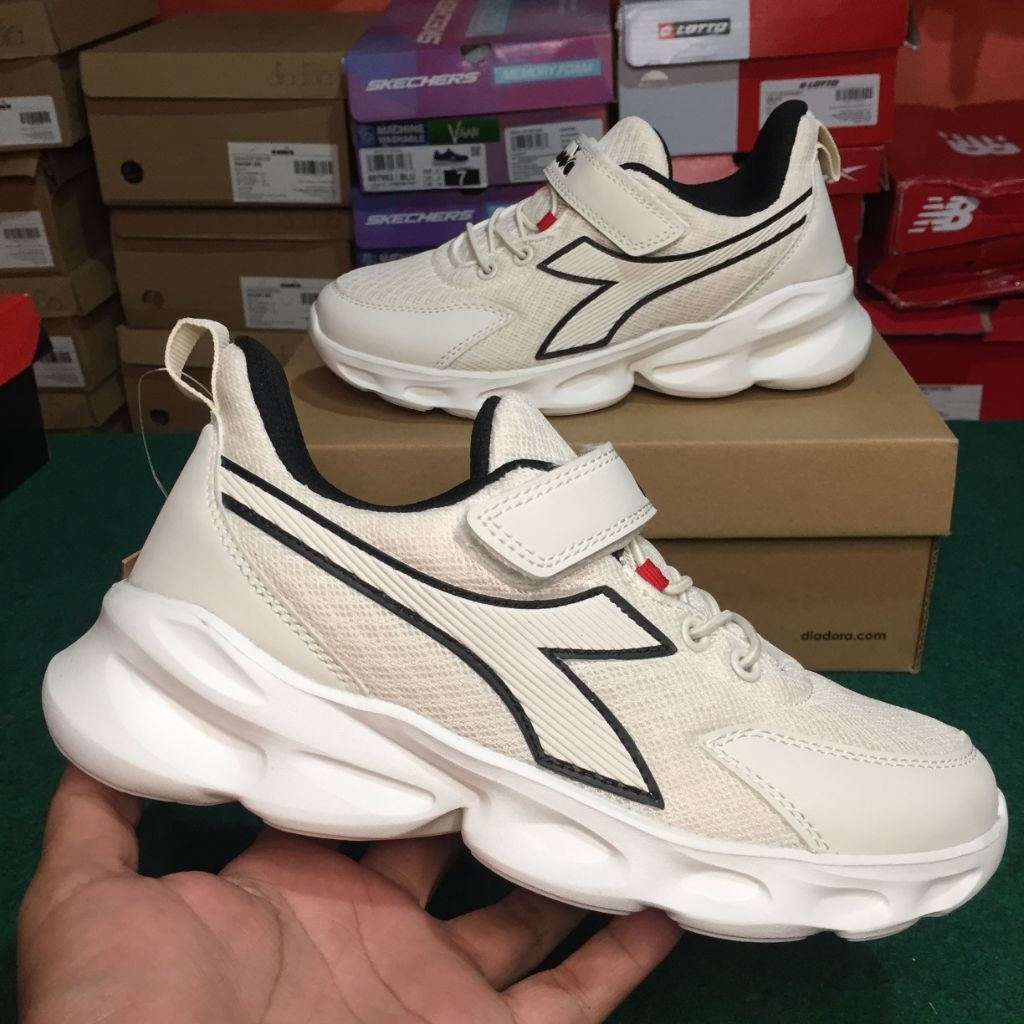 Sepatu Anak Diadora NAPOLI (JR) Original Resmi MAP