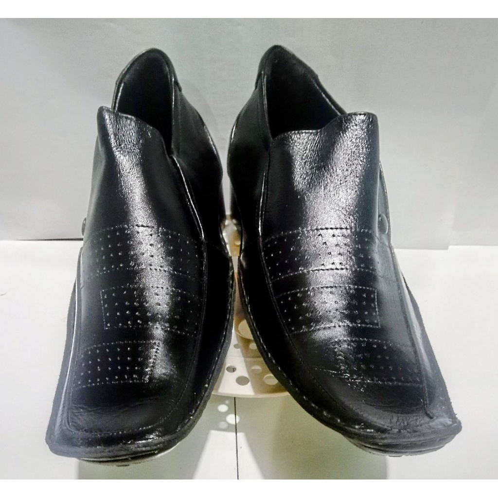 Versace - Sepatu Pria Elegan Trend Keren Kekinian Formal Kulit Import Original