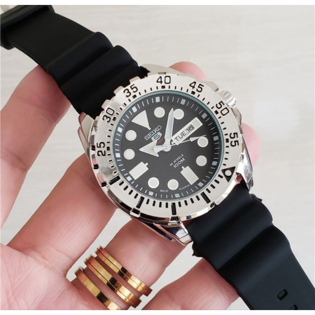 Realpick- Limited- Jam Tangan Seiko Monster SK-5591 Sweep Movement- Glow in the dark, Free box n bat