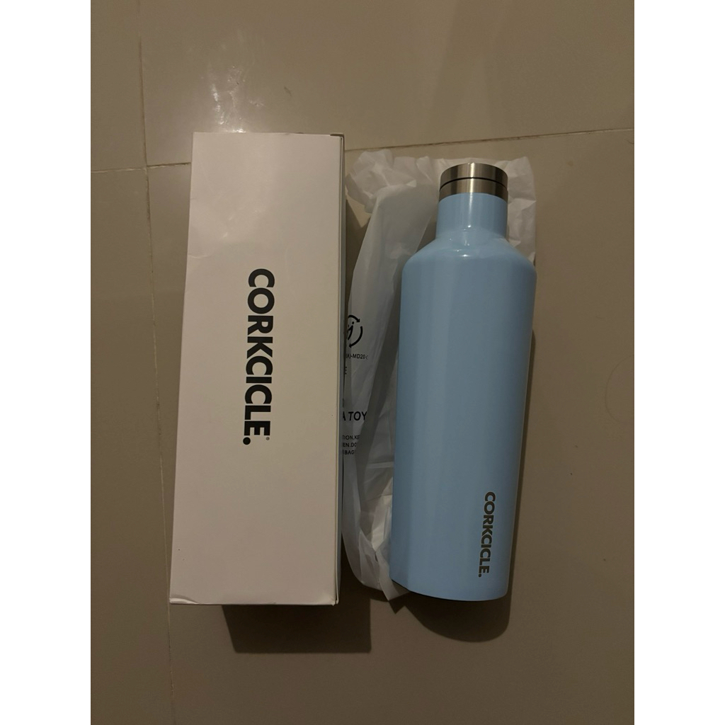 Corkcicle Canteen 16oz Tumbler dengan Insulasi Triple, Tahan Dingin 25 Jam