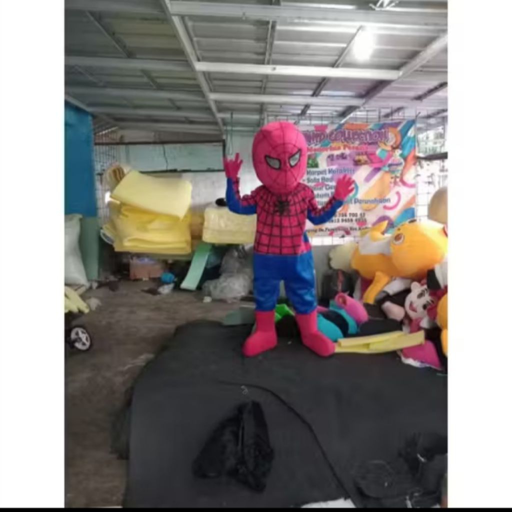 kostum badut spiderman