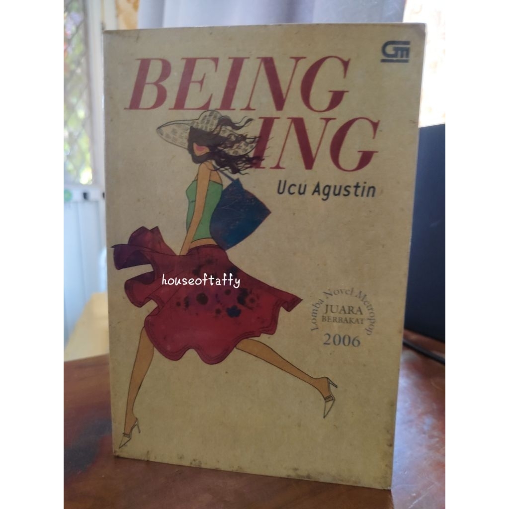 Novel Being Ing karya Ucu Agustin (Preloved)
