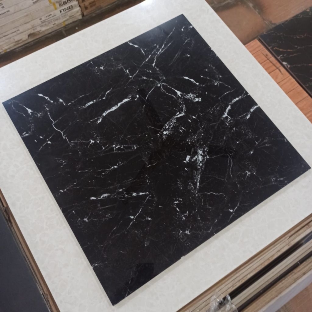 granit 60x60 lantai/granit glossy/granit hitam motif urat putih/granit hitam motif/granit motif/gran