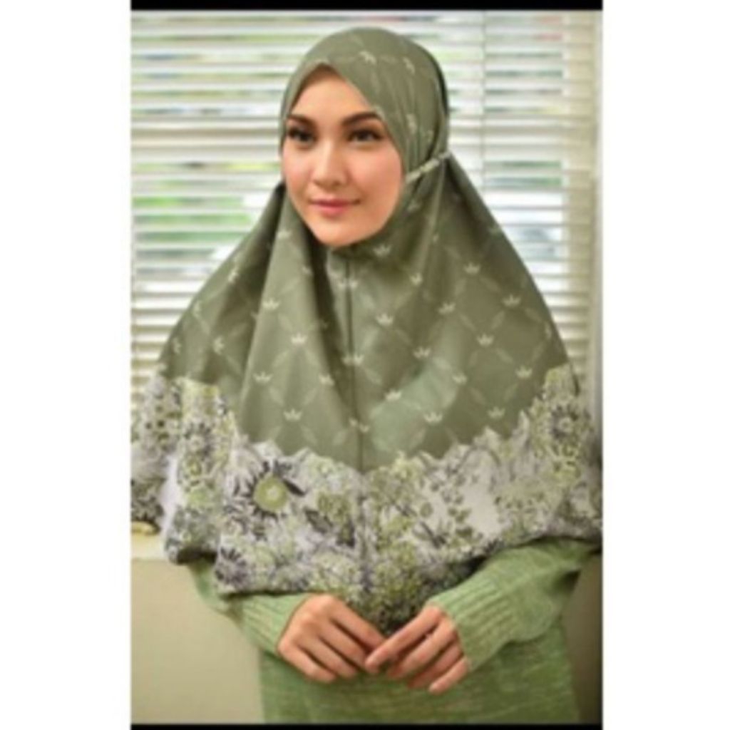 Mandjha Ivan Gunawan Hijab - Bergo Camelia
