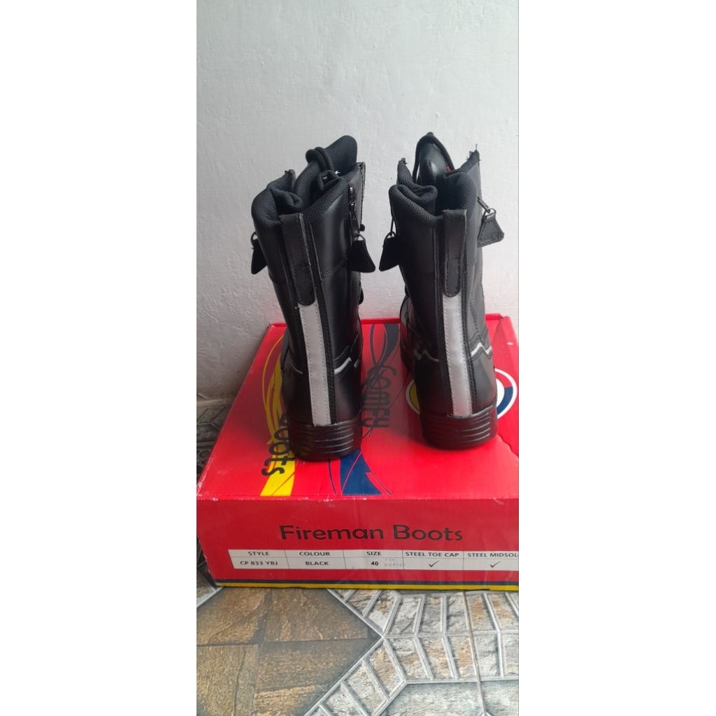 SEPATU PDL PEMADAM COMFY (size 40 dan 41)