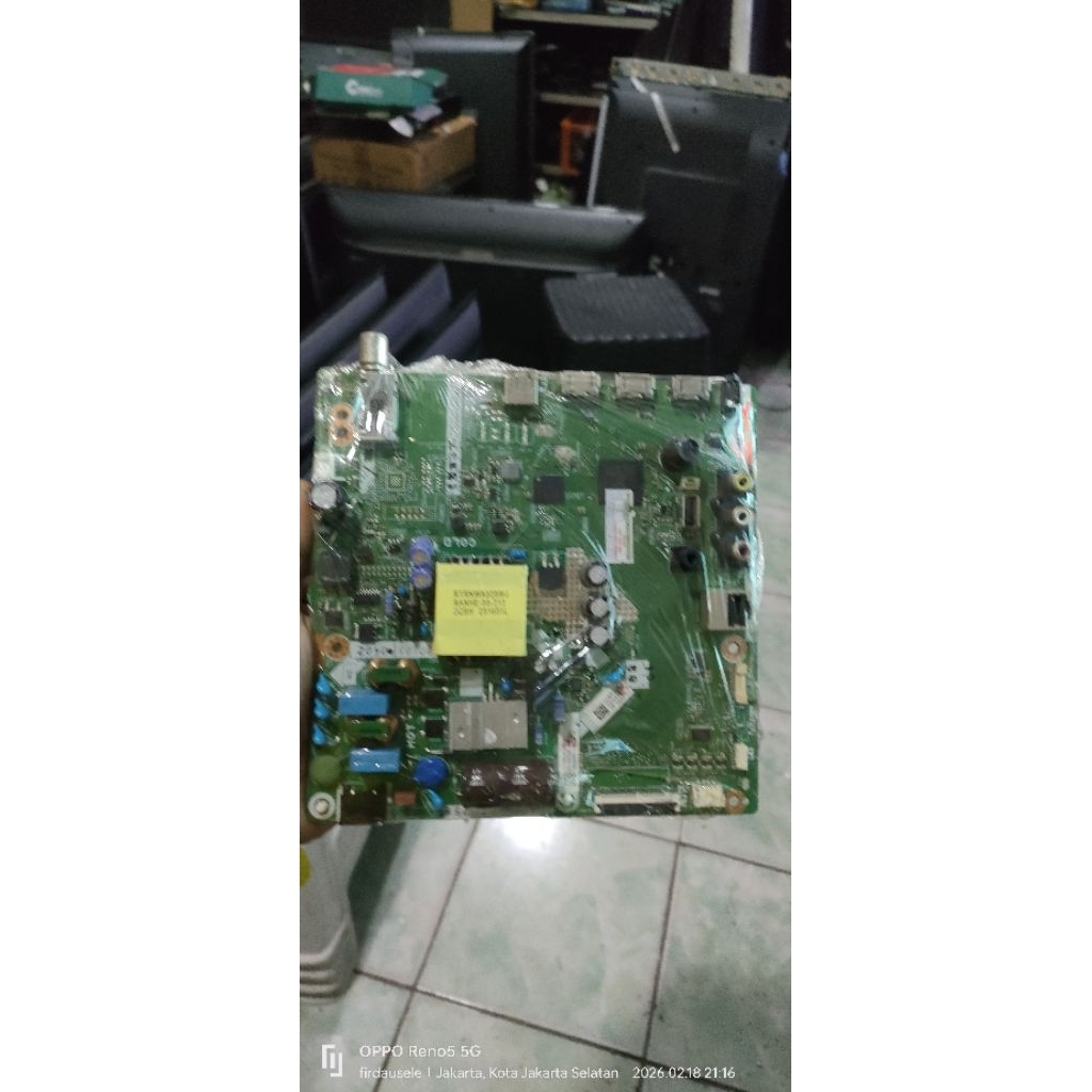 MB sharp 32EG1i