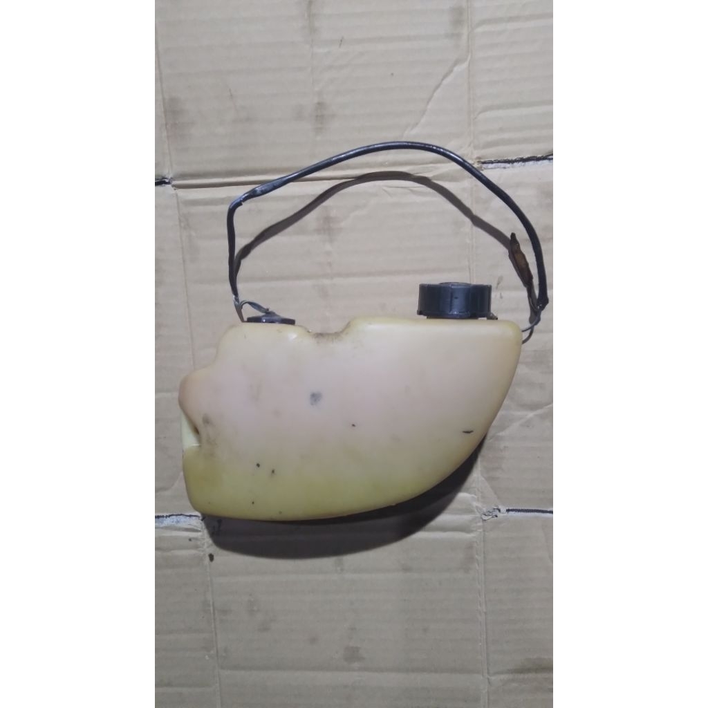 botol wadah oli suzuki fr80 fr70