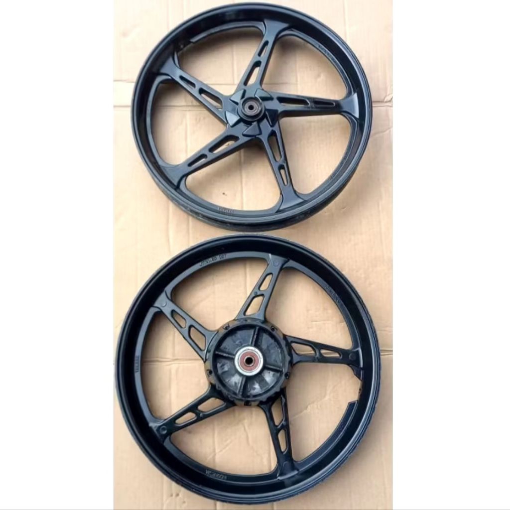 1SET DEPAN & BELAKANG VELG PELEK MOTOR YAMAHA JUPITER Z1 JUPITER Z BURHAN JUPITER MX OLD VEGA ZR VEG