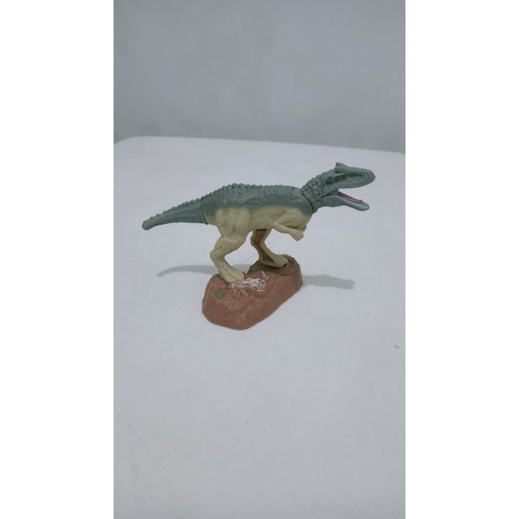 McD Chaos Theory Allosaurus McDonald Happy Meal Toy Jurassic World Diorama Dinosaurus Mainan Anak Di