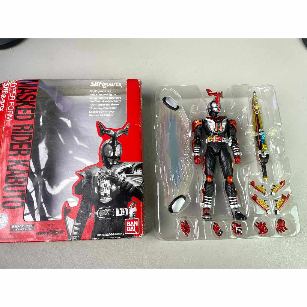 SHF Kamen Rider Hyper Kabuto Old Kepala direpaint dkit