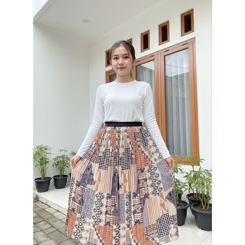 rok etnik /skirt wanita