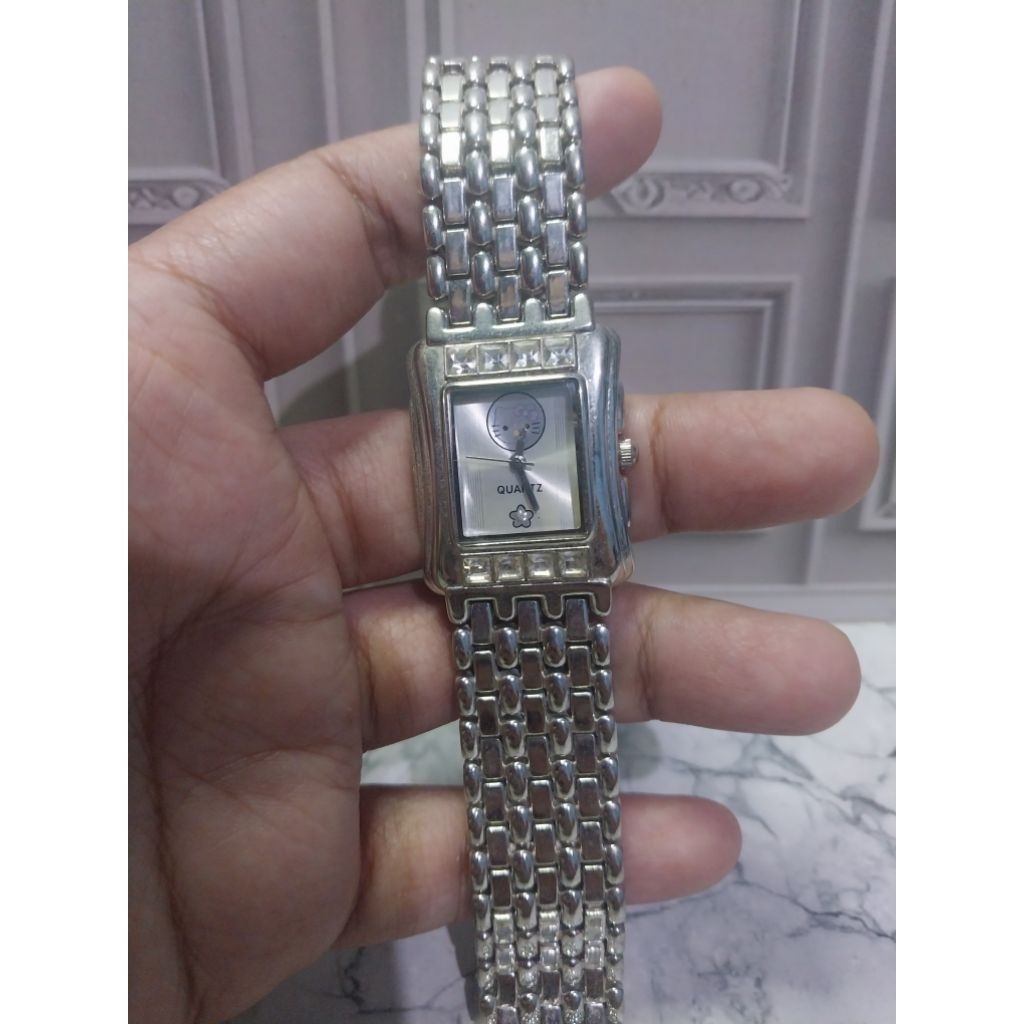jam tangan hello kitty
